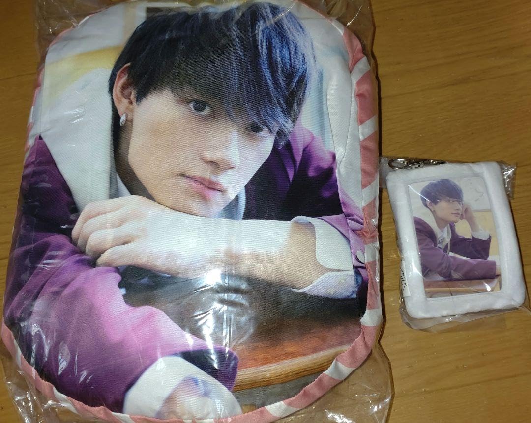 M!LK ミルク フォトカード付パスケース ラウンドクッション 佐野勇斗