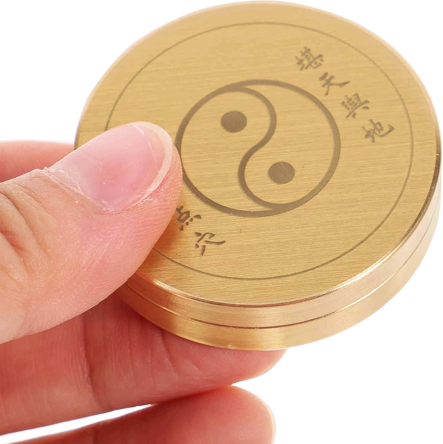 Ancient Metal Compass with Extended Needle and Cover, Pure Copper Small Taoist Circular Compass, 4.5Cm Portable Camping for Hiking and Boating