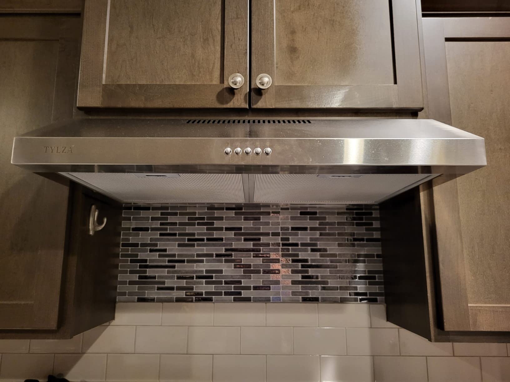 38/mo Finance Upgraded 600 CFM Range Hood 30 inch, Under