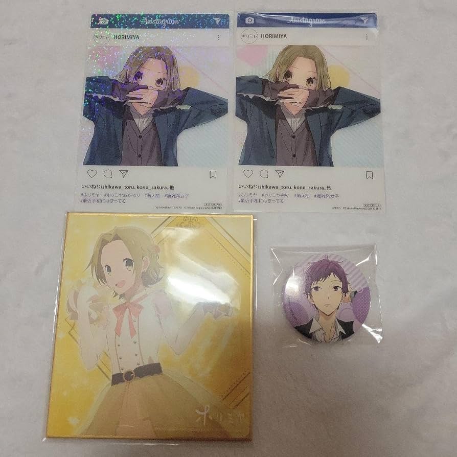 Amazon.co.jp: ホリミヤ 吉川由紀 石川透 缶バッジ 色紙 特典