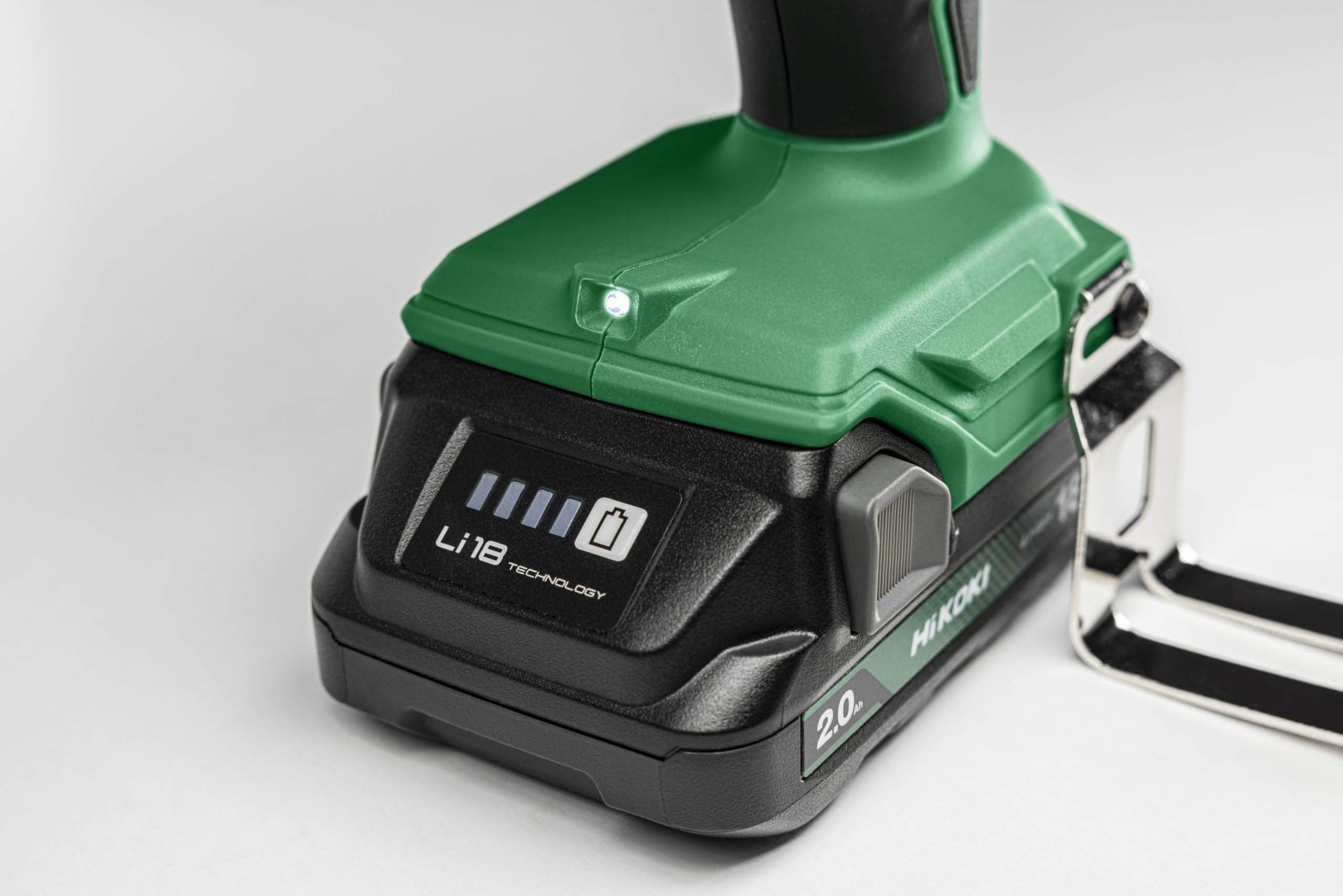 HiKOKI Pistolet à Cartouche sans Fil, Presse-Mastic 18 V, 400 ml, 3000 N | Outil de scellement avec 6 vitesses et fonction anti-goutte, livré avec lunettes de protection, sans batterie ni chargeur
