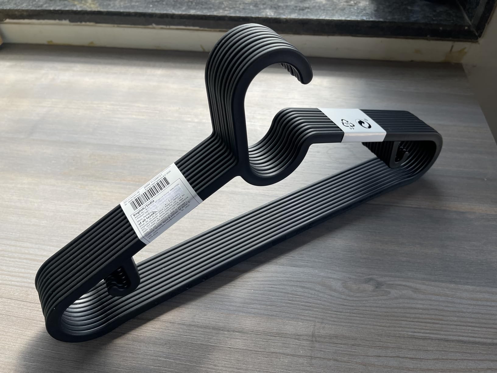 IKEA SPRUTTIG Grucce Appendini In Plastica Nera – Confezione Da 6 Pezzi