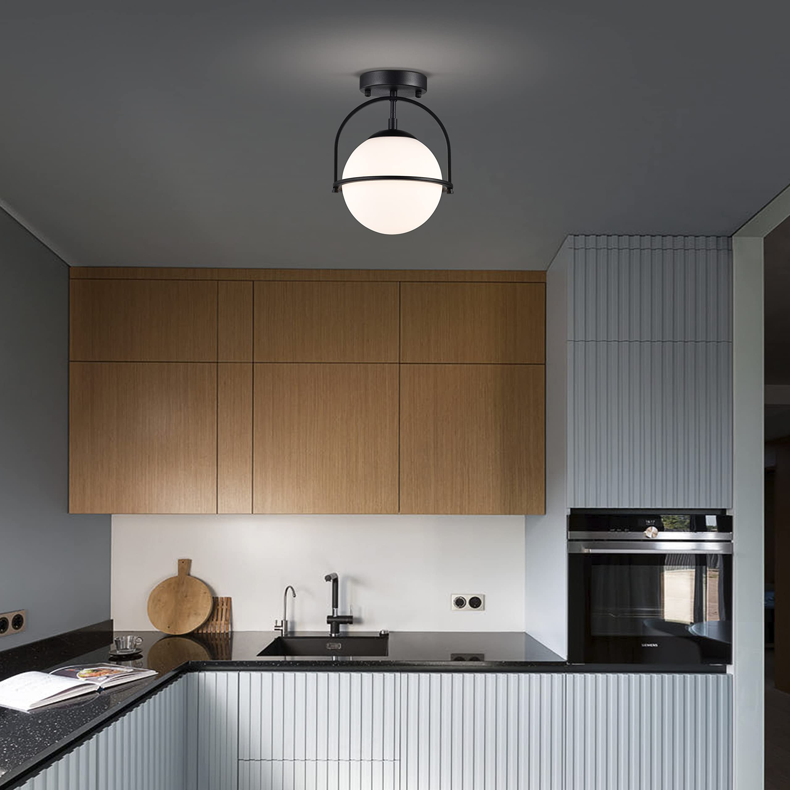 Alighting Deckenleuchte Schwarz mit Glas-Kugel Ø18 cm | Moderne Deckenlampe für Flur, Eingang, Küche, Bad, E14 Fassung (ohne Leuchtmittel)