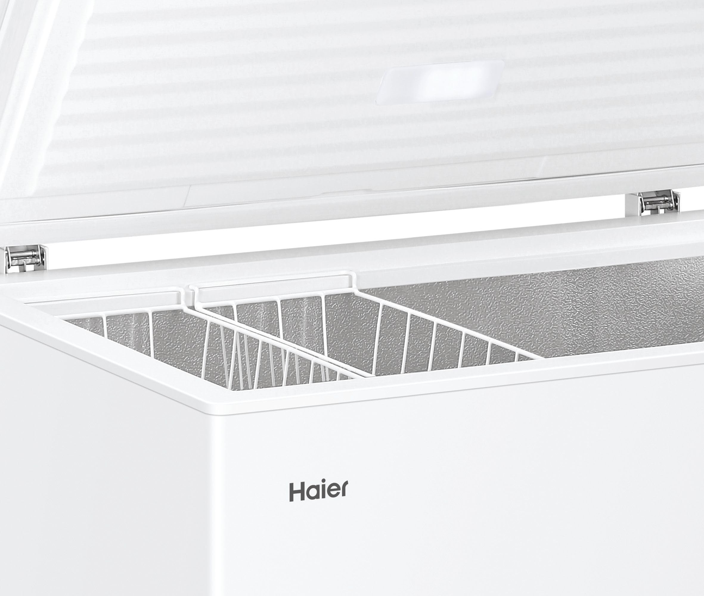 Haier HCE301E Congelatore Orizzontale a Pozzetto, 300 Litri, Temperatura Regolabile, Funzione Fast Freeze, Silenzioso, Libera Installazione, 111x62x84,5cm, Bianco, Classe E