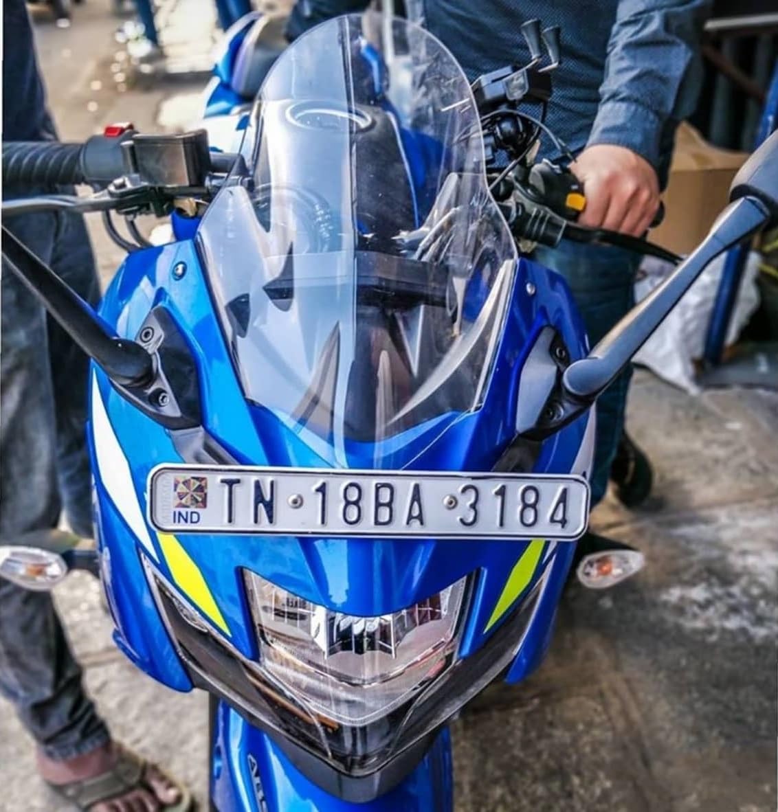 Gixxer SF DB Visor Windshield Wind Deflector Transparent White