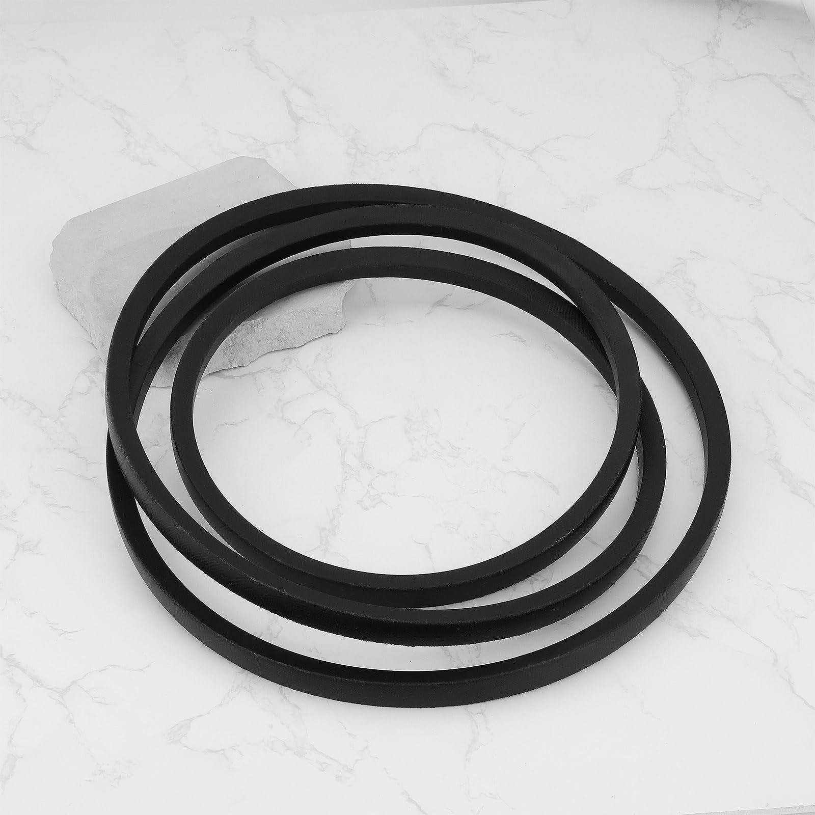 SG Store 1pc Courroie Trapézoïdale de Rechange pour Plateau Tondeuse à Gazon 754-0479 754-0485 754-0492 954-0492 954-0485 Compatible avec MTD RH 125/92 Junior 125 RH 155/92T RH 155/92B