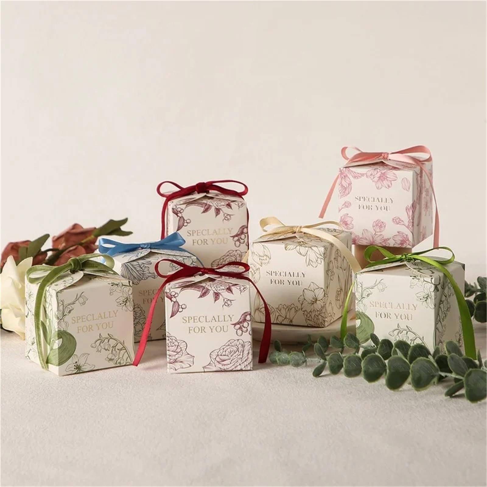 Square Sweet Boxes Wedding Favors Candy Box Candy Bag Christmas Birthday Party Decoration Candy Packaging Box for Guests per Regalo(Brown,100PCS_7X7X7 CM)