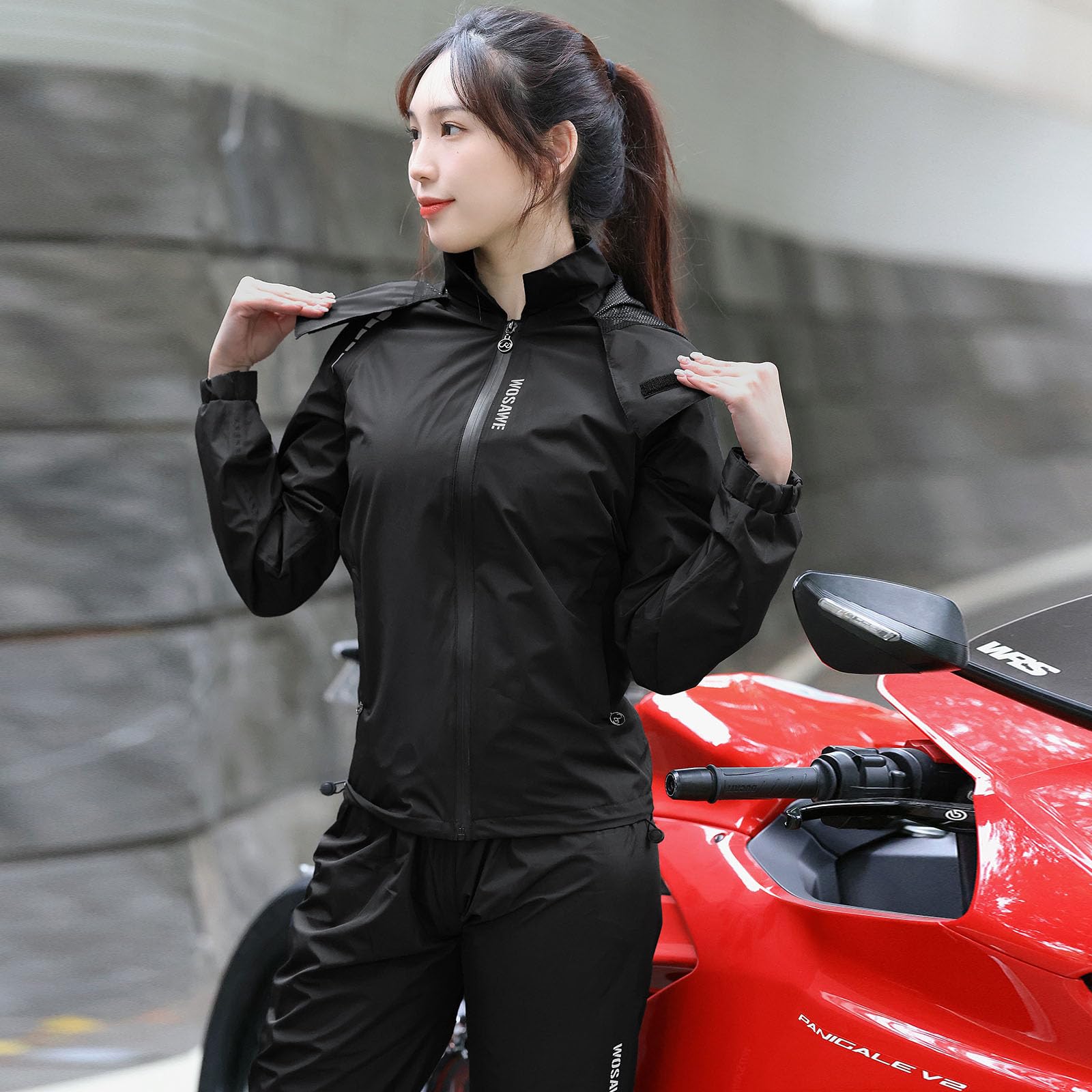 WOSAWE Veste de Cyclisme Femme Imperméable Léger Veste de Course à Capuche Coupe Vent Manteau de Pluie pour Voyage Camping Randonnée Vacance Trekking (Noir, XL)
