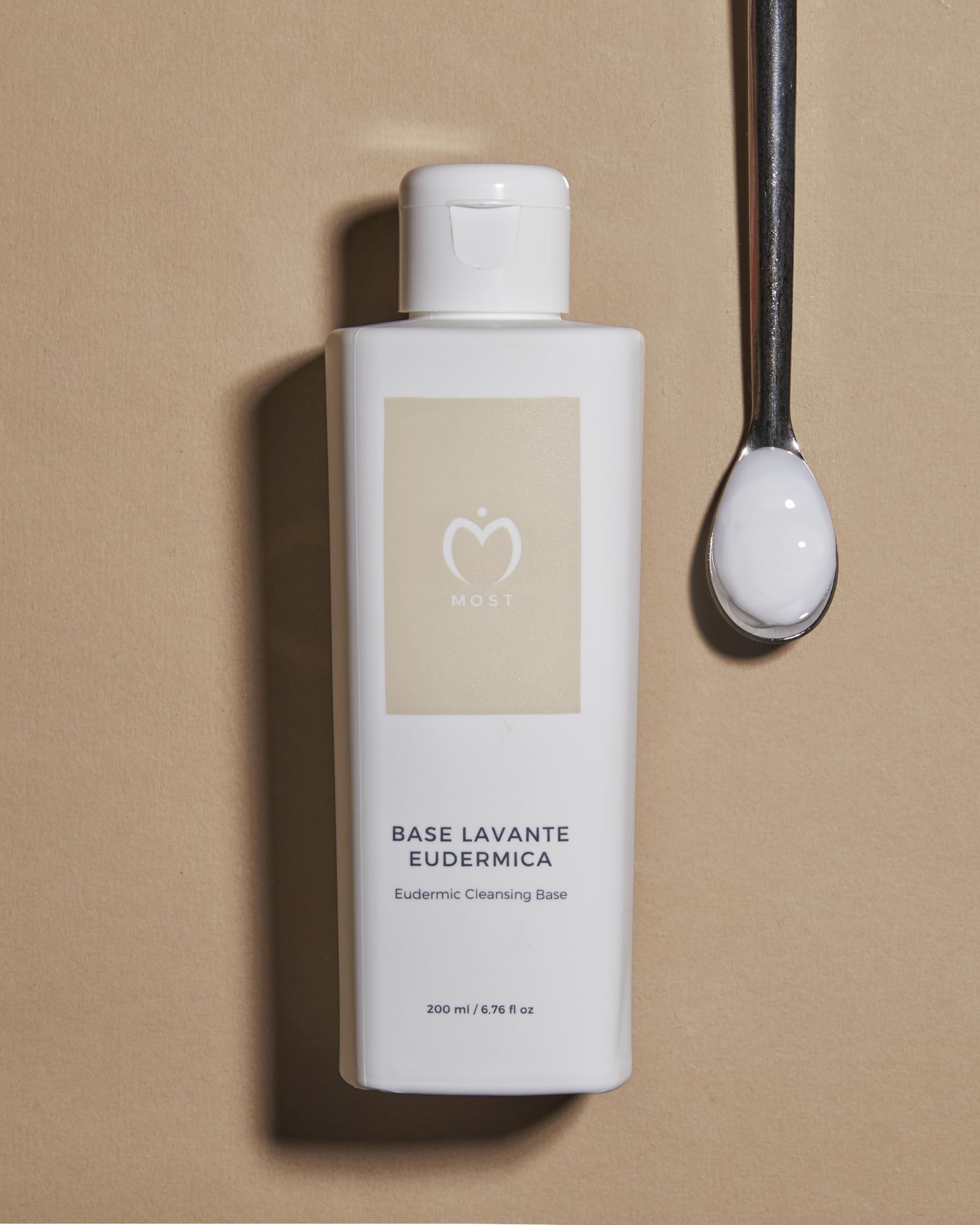 MOST - Base Lavante Eudermica, Detergente Senza Schiuma Viso, Corpo e Intimo Neonato e Adulto con Tensioattivi Delicati - Sapone Intimo Corpo Bambini e Adulti in Crema Idratante Pelle Sensibile, 200ml