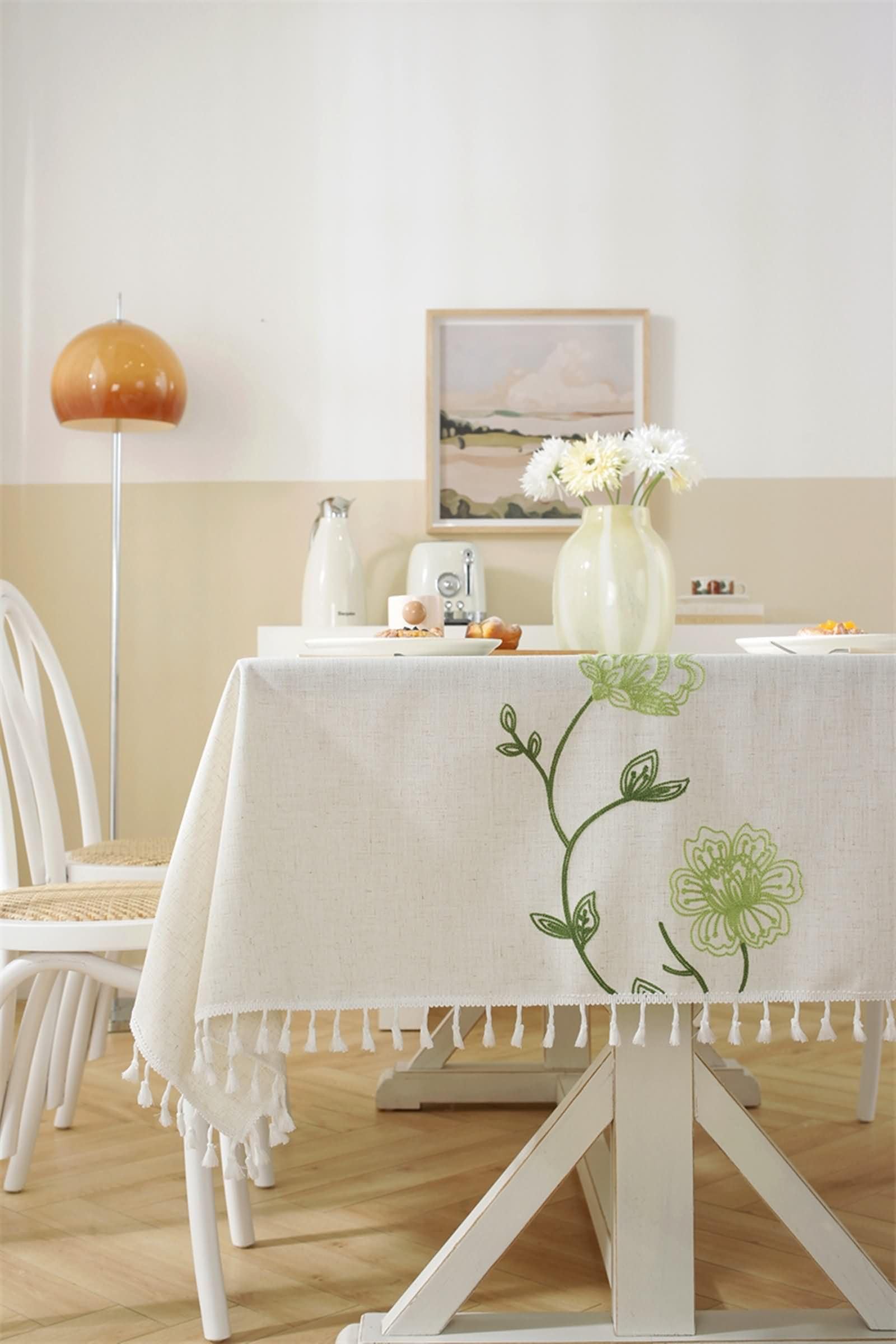 Mantel Decorativo Rectangular Blanco Verde, Bordado de Flores con Borlas, de Poliéster Fácil de Limpiar, 140 x 180 cm, Mantel para Mesa de Centro