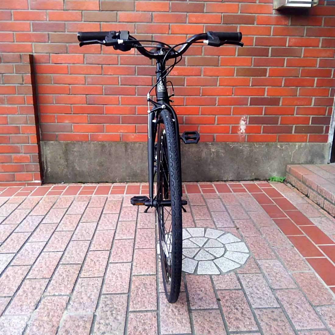 ロードバイク マットブラック ROCKBIKESのオールロードバイク、Wrath（ラース）のドロップ