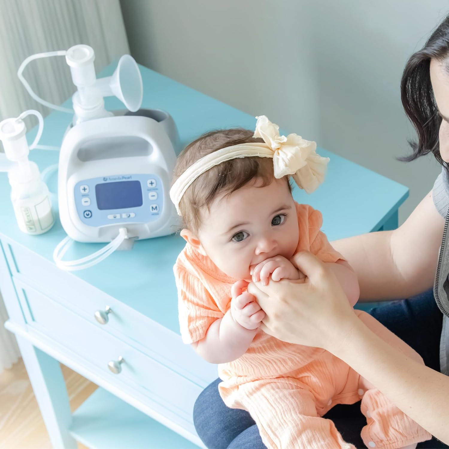 Ameda Pearl Hospital Grade Breast Pump | Portable Breast Pump | Ameda Electric Breast Pump | Rechargeable Battery | Medical Grade Breast Pump | Includes HygieniKit Milk Collection System