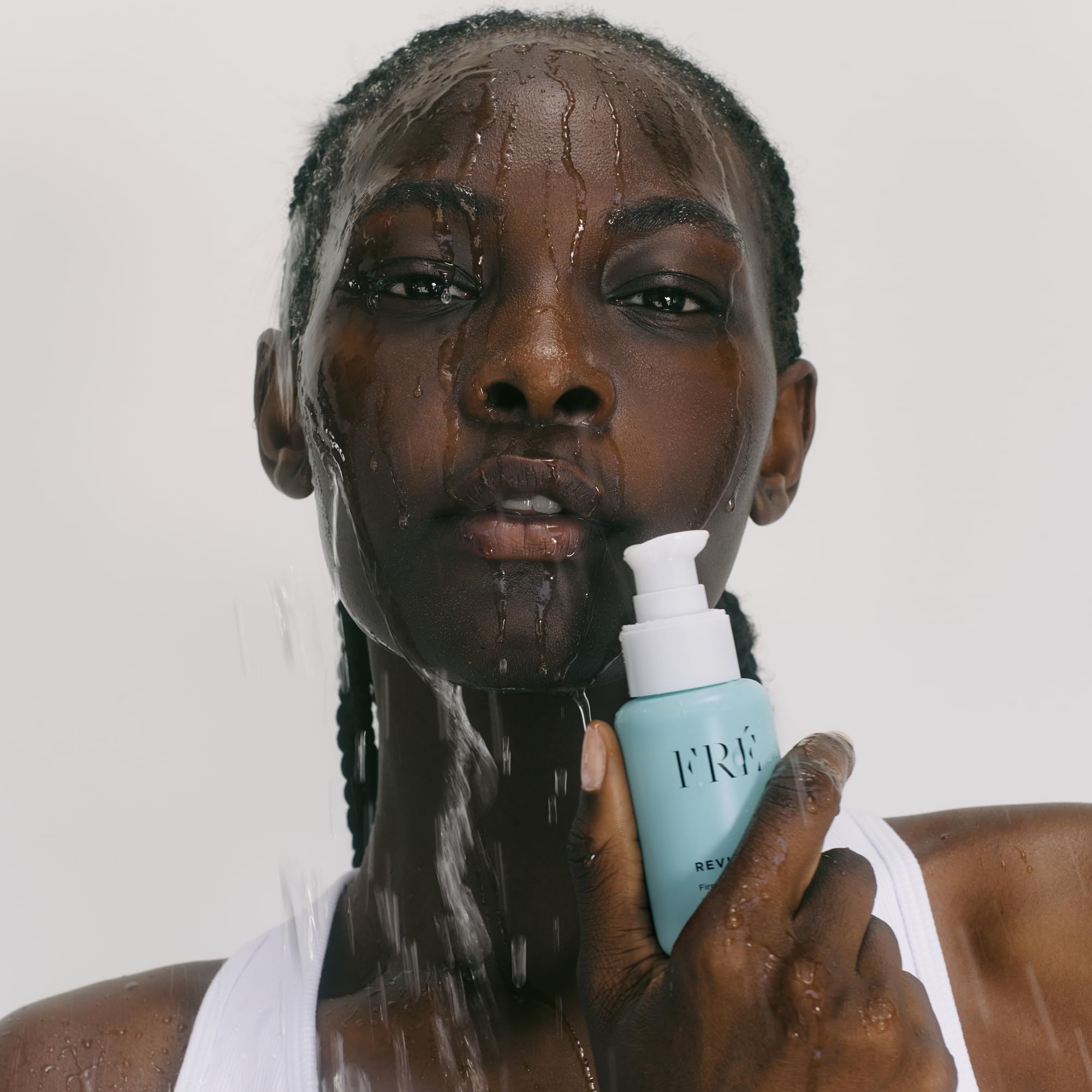 FRÉ Niacinamide Face Serum – Daily firming + plumping serum, Contains niacinamide + hyaluronic acid + Argania Active Complex™, Vegan, cruelty-free, hypoallergenic
