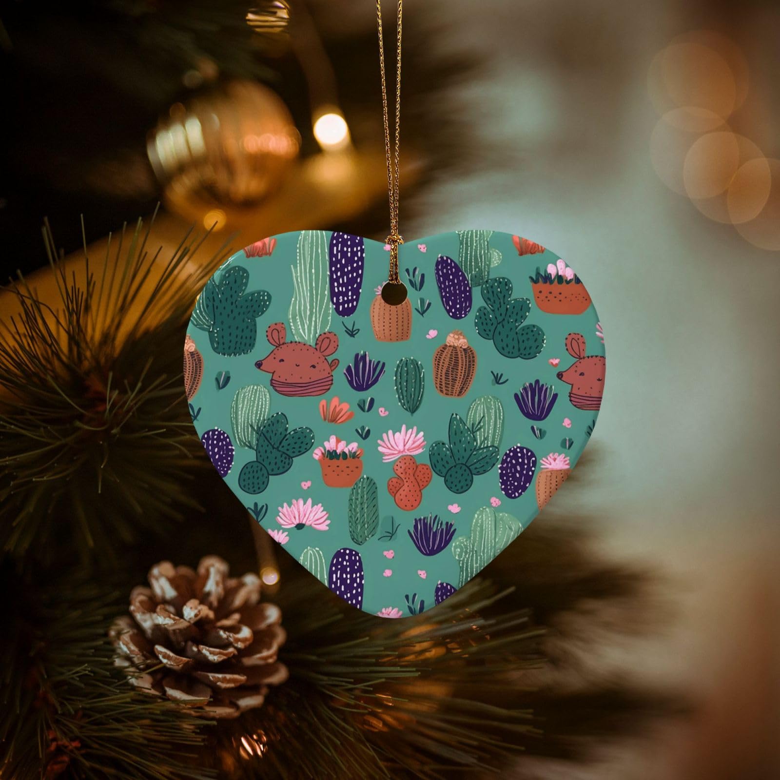 Christmas Tree Ornaments Ceramics Christmas Decorations Cactus Pattern Ornaments with Gold Ribbon Porcelain Xmas Tree Crafts Heart Shape Hanging Pendant for Christmas Tree Party Decor