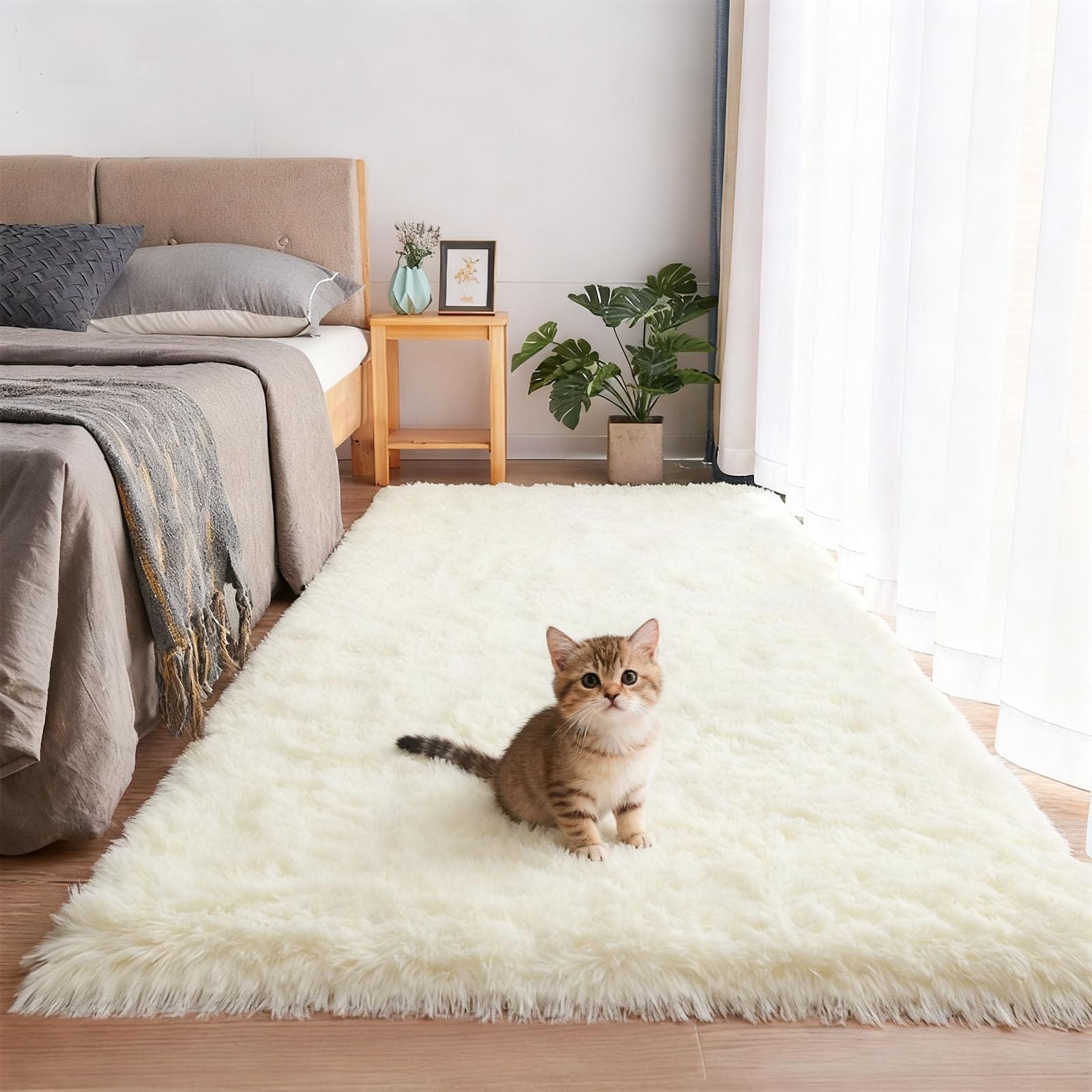 Tapis doux à poils longs blanc de chambre grand format antidérapant lavable