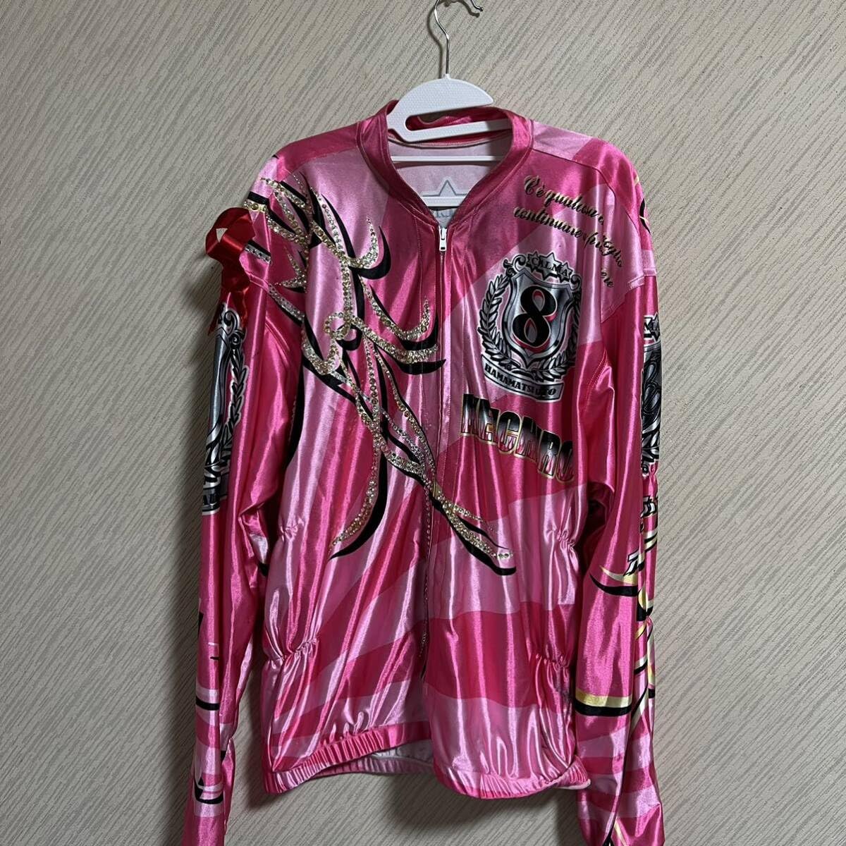 本人着用 オートレース 鈴木圭一郎選手 ナンバーワン勝負服(8枠) スワロあり Amazon.co.jp: 最終出品 本人着用 オートレース 鈴木圭一郎選手