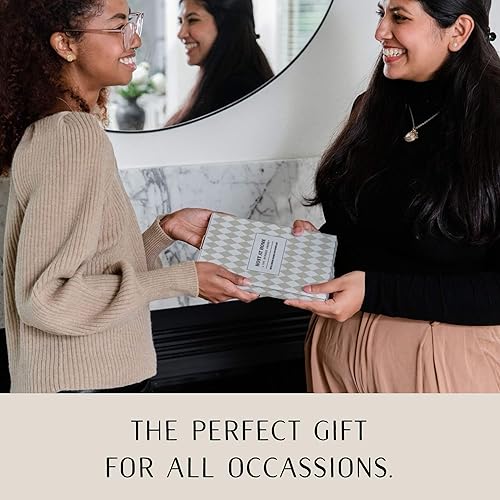 Miniatura 5 de The Bamboo Abode Mini tabla de quesos con cuchillo, pequeña tabla de charcutería, regalos del día de la madre, regalos para madres, regalos de