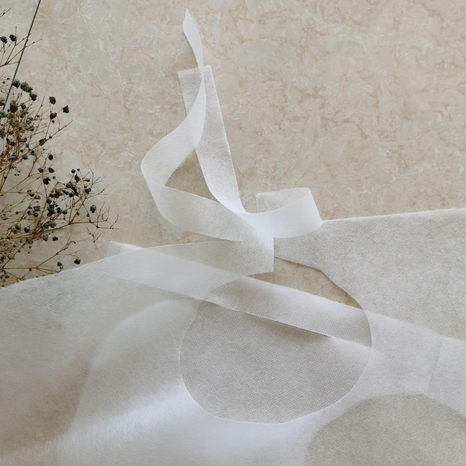 50/100 pezzi unisex in tessuto non tessuto per parrucchieri mantelle antimacchia per taglio di capelli tinture permanenti grembiule salone Wrap