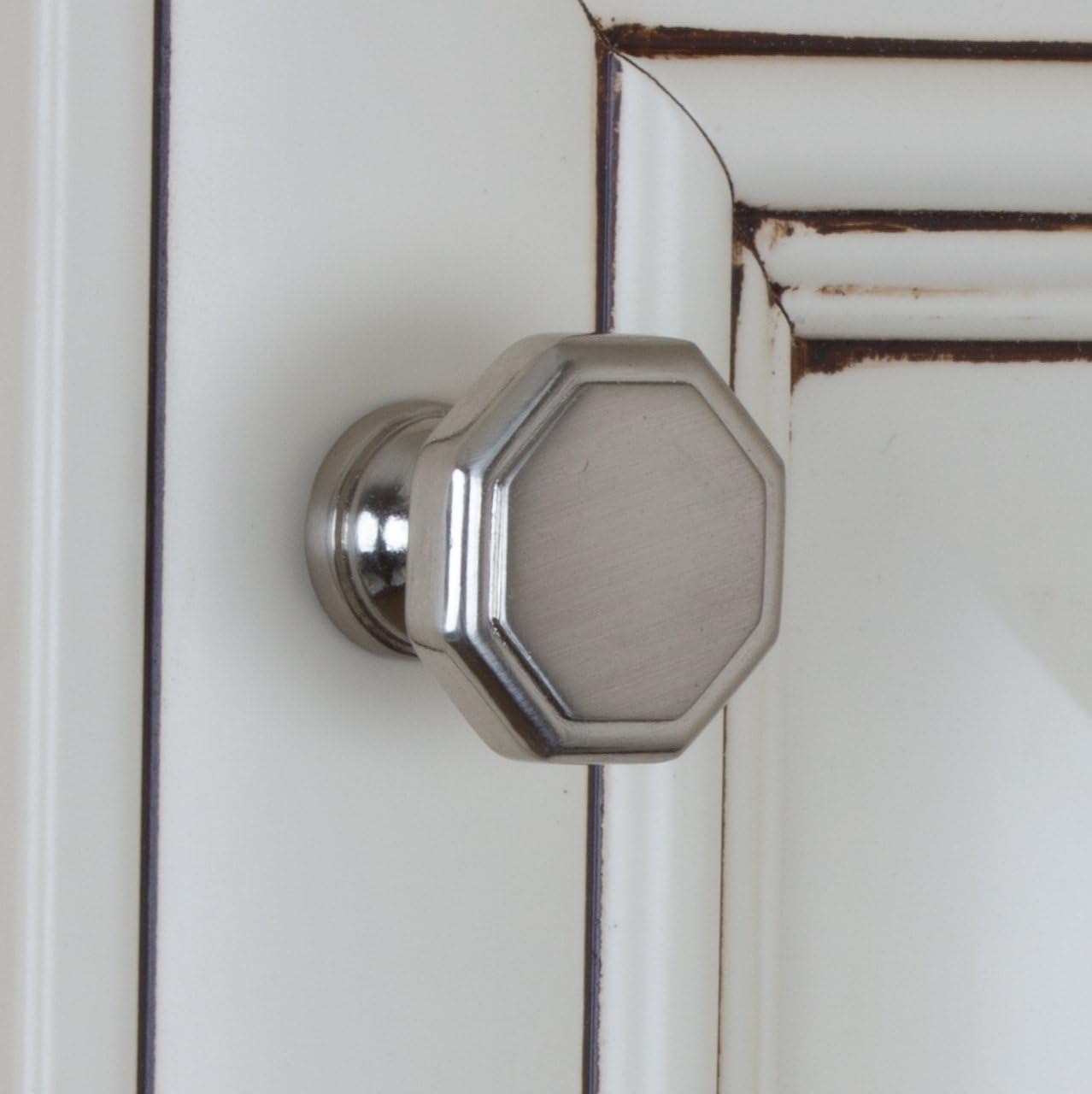 GlideRite Hardware 5330-SN-10 Octagon Cabinet Knobs, 10 Pack, 1.125", Satin Nickel