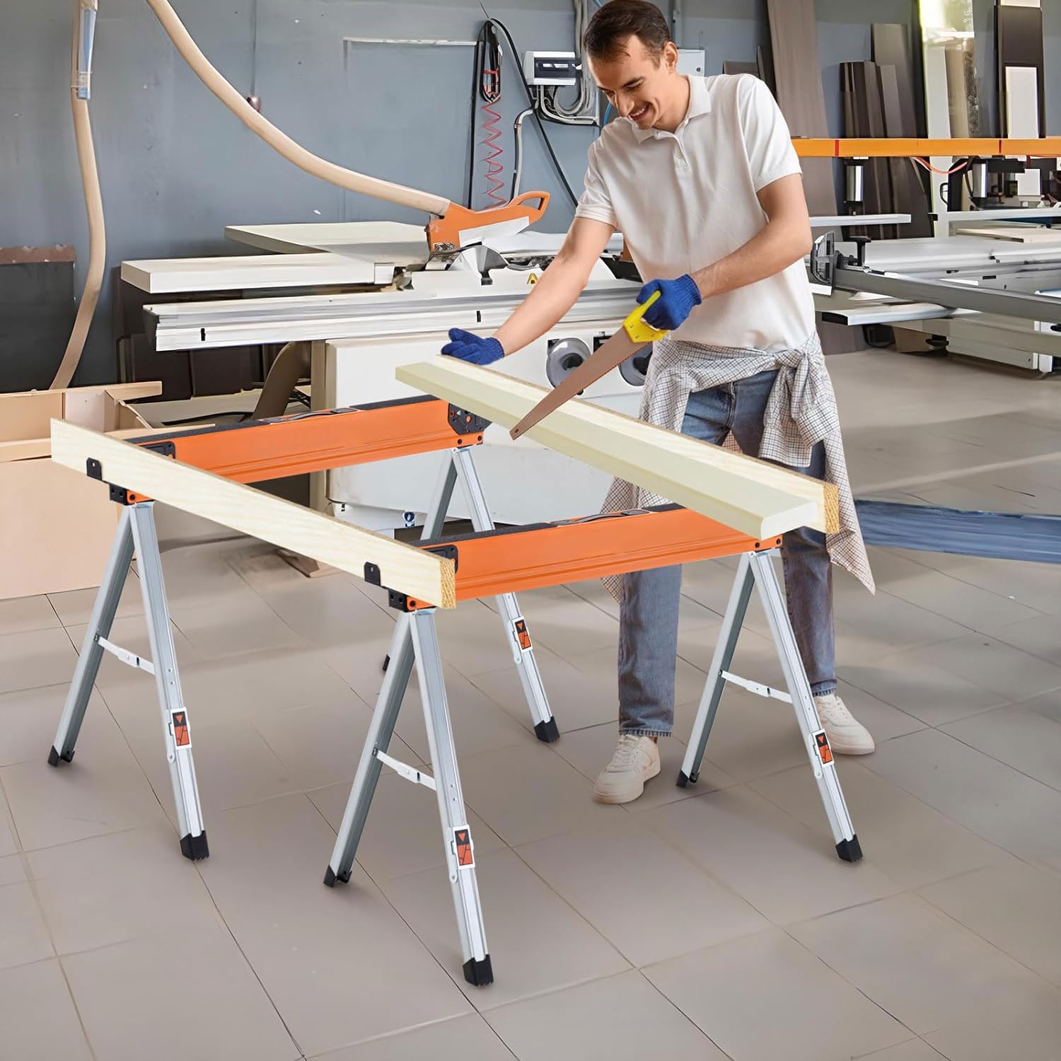 GOLUS Lot de 2 Chevalets de Sciage Pliables, 2 Tréteaux de Scie avec Patins Antidérapants, Structure Triangulaire, Charge Capacité 500 KG, pour Découpe, Sciage, Bricolage(Orange+Argent)