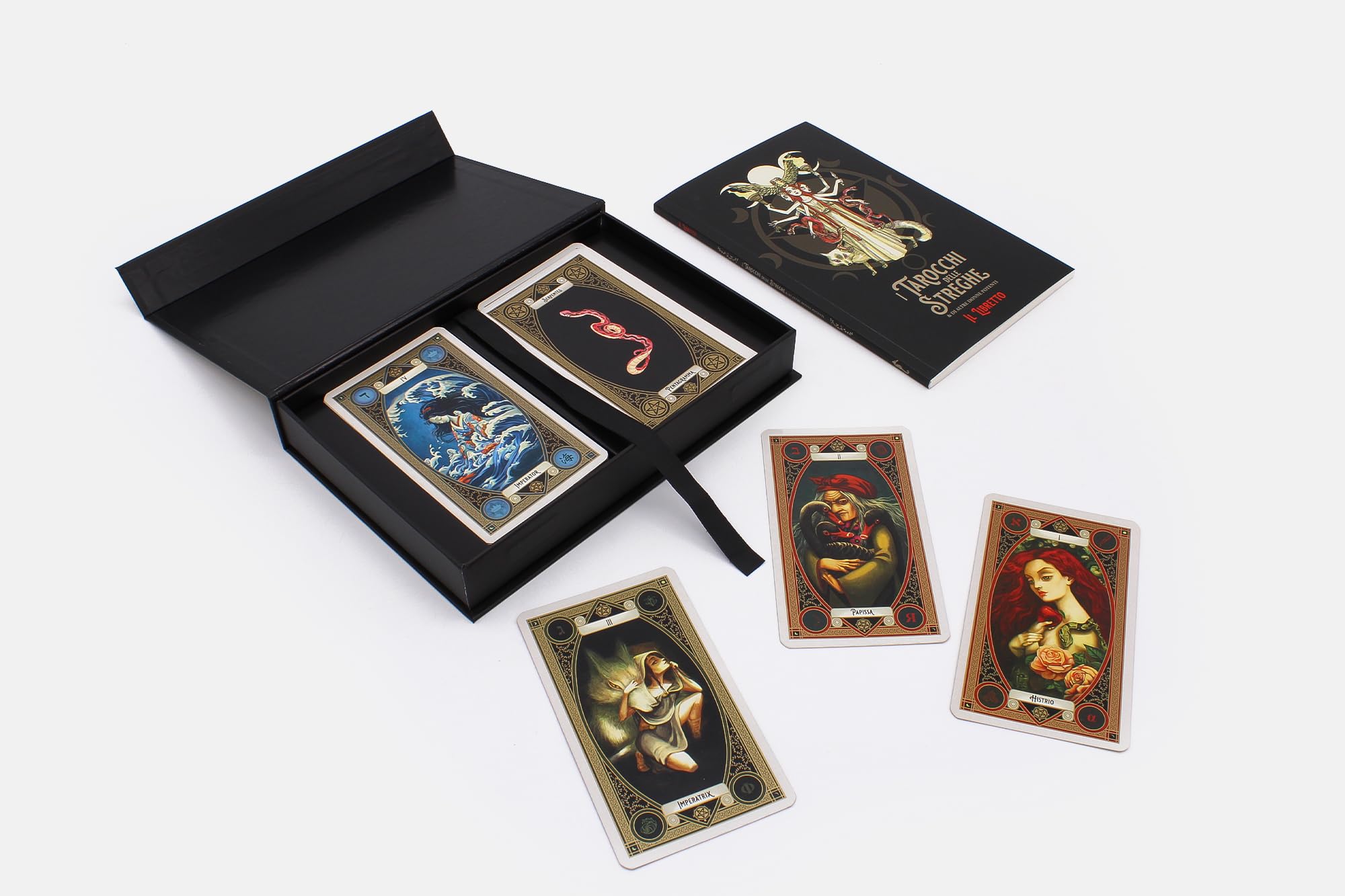 I tarocchi delle streghe. Con Carte