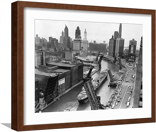 Miniatura 4 de AllPosters Barco de carga de impresión fotográfica de pared en el río Chicago, 24x18