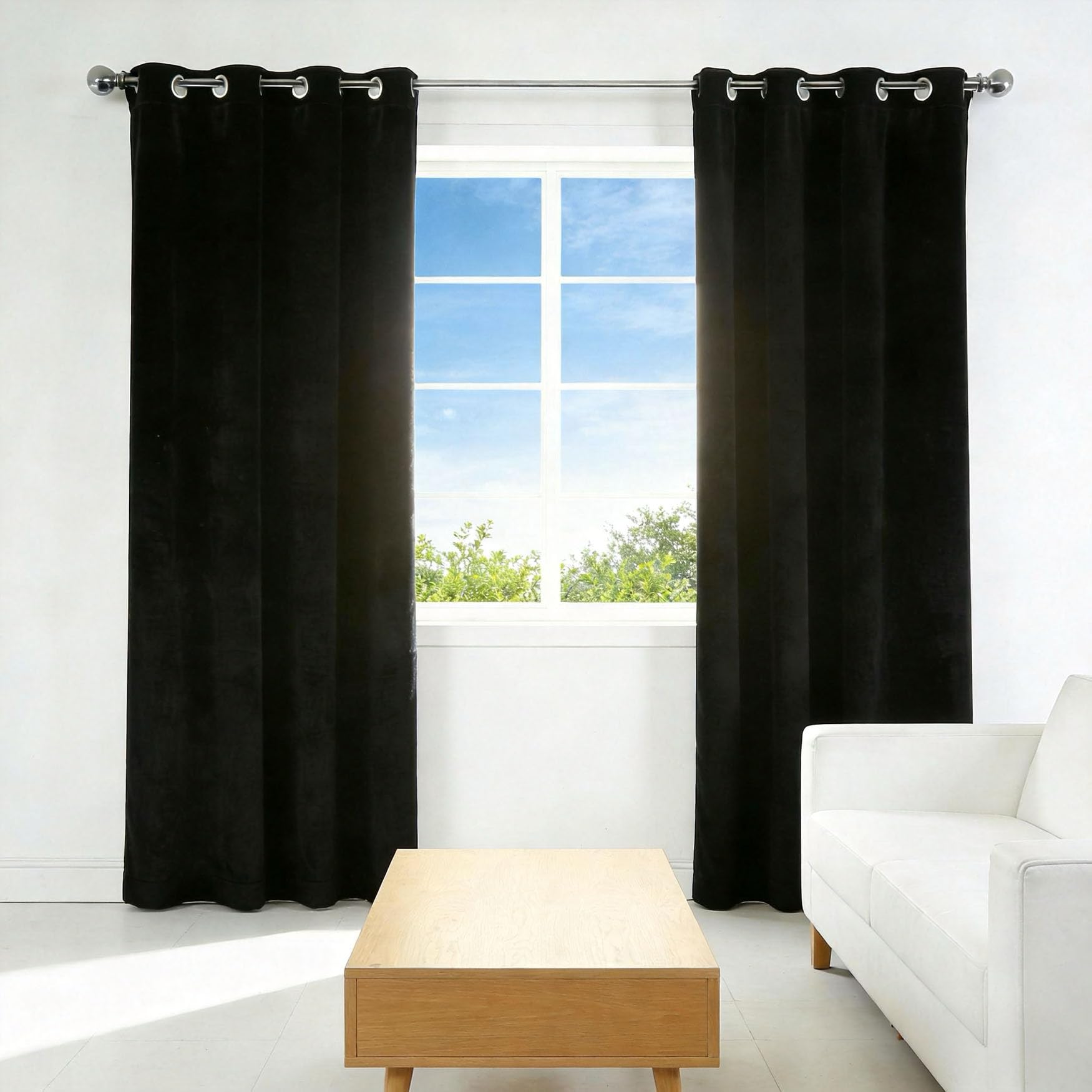 Rideaux occultants noirs au design moderne et au drapé fluide haut de gamme