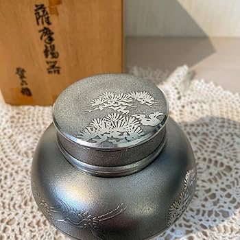 Amazon.co.jp: 薩摩錫器 登六作 茶壺 鶴 松 岩切美巧堂 金属工芸