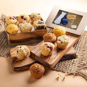 Dulcet Gift Baskets Old Fashioned Muffins Assortment with Delectable Flavors- Blueberry, Cranberry, Corn, Banana Nut Great Gift for Holidays, Birthdays, Sympathy, Get Well, Family & Office Gatherings for Men, Women, Corporate Clients & Coworkers Fathers Day