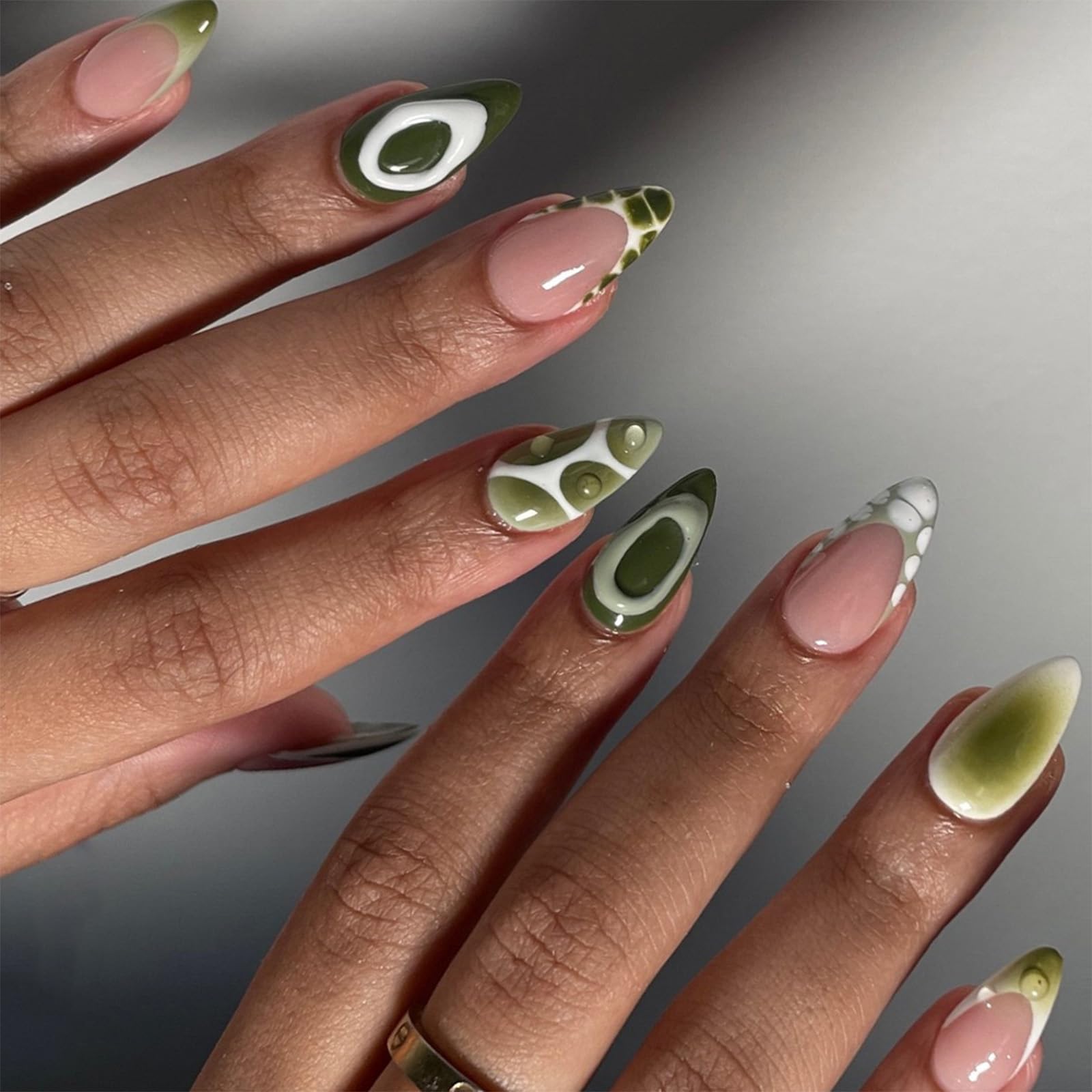 SINHOT Almond Press on Nails Medium - Green Ombre Fake Nails Glossy Glue on Nails Crocodile Print Nail French Tip Stiletto Artificial Nail Stick on