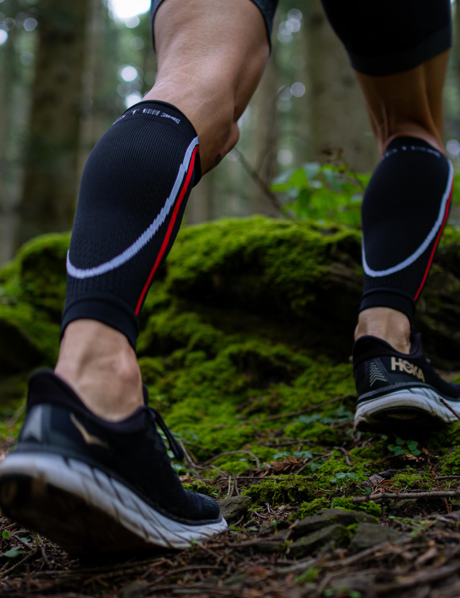 BIOTEX Gambale Booster a Compressione Graduata Pre e Post Attività Sportiva, Fascia per Polpaccio Traspirante, Nero