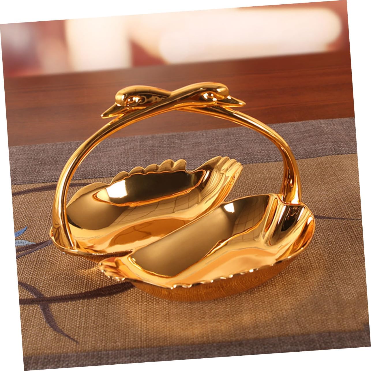 1pc Elegant Snack Plate Chic Fruit Tray for Parties Dual-compartment Candy Dish Stylish Storage for Snacks and Fruits for Home Decor and Dining Table