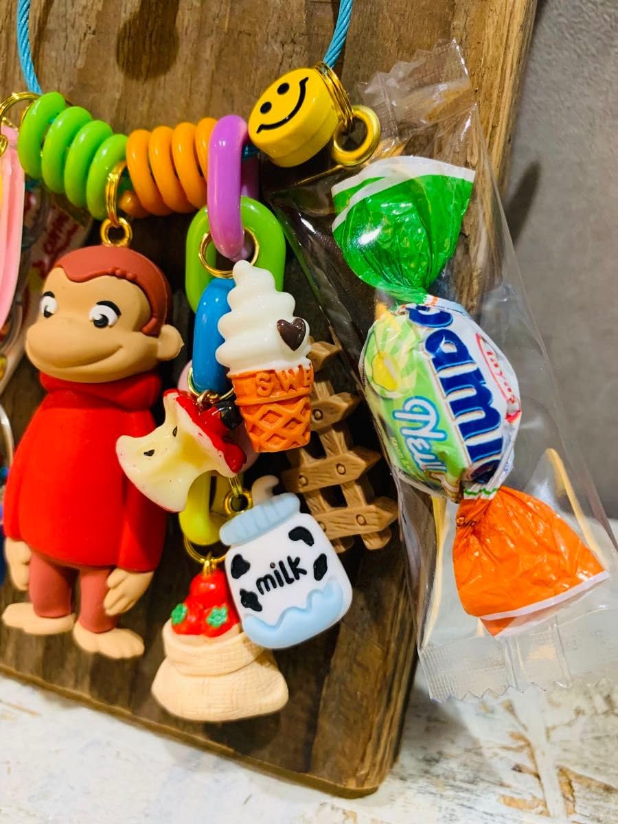 Amazon.co.jp: ☆じゃらじゃらキーホルダー☆ : ファッション