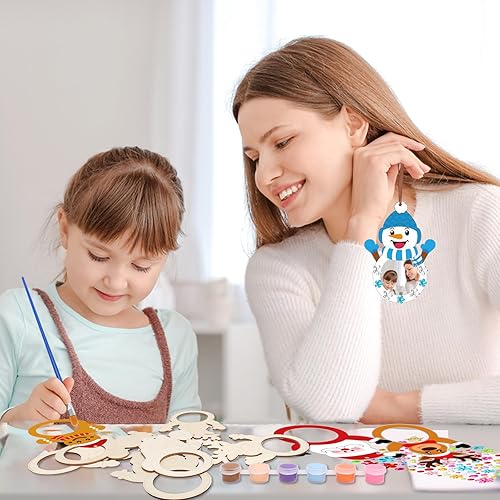 Miniatura 2 de RGISHOP Paquete de 24 manualidades de Navidad para niños, adornos de Navidad de madera, pan de jengibre, Papá Noel, muñeco de nieve, reno, marco