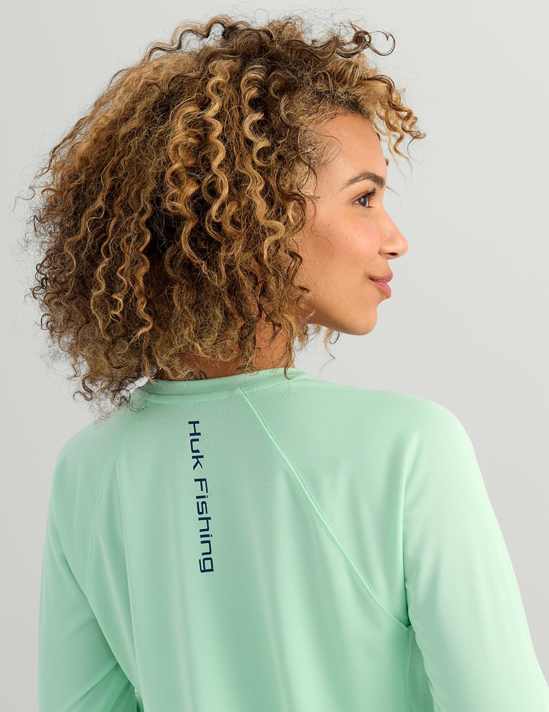 HUK Women's Pursuit Long Sleeve, Performance Shirt + Sun Protection, Seafoam Mist - Image 3