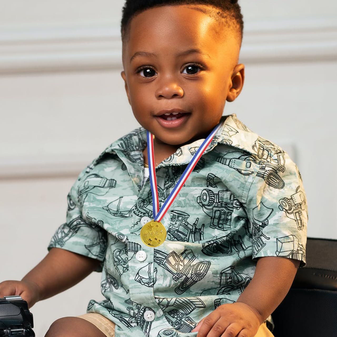 24 Pièces Mini Trophées Et Médailles Or Pour Enfants - Jouets Fête Et Récompenses