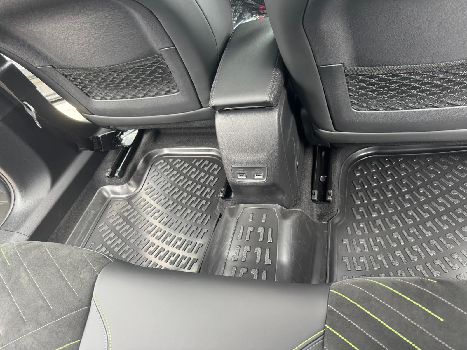 TRIMAK 3D Fussmatten für Peugeot 2008 Hybrid 2.Gen ab 2024