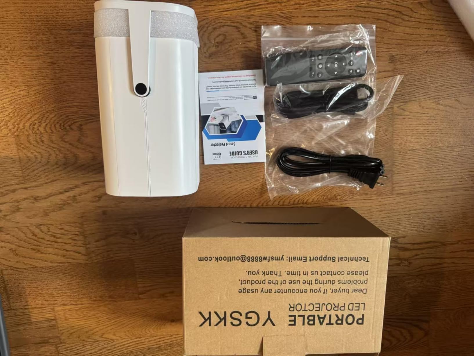 Mini projector unboxing