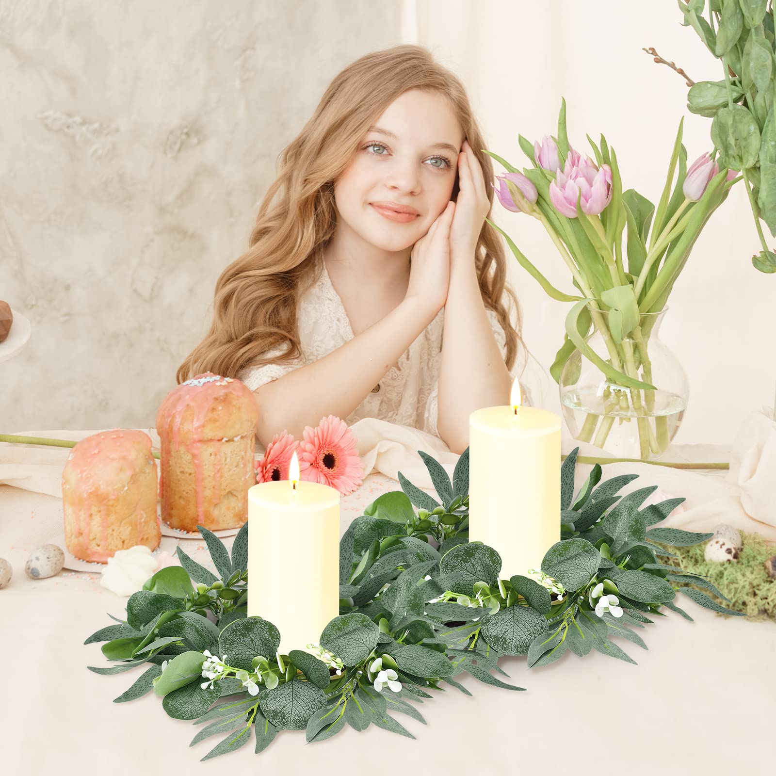 Thinkday Lot de 4 anneaux de Noël en feuilles d'eucalyptus artificielles - Petite couronne bohème pour Noël, mariage, maison, porte, décoration de table