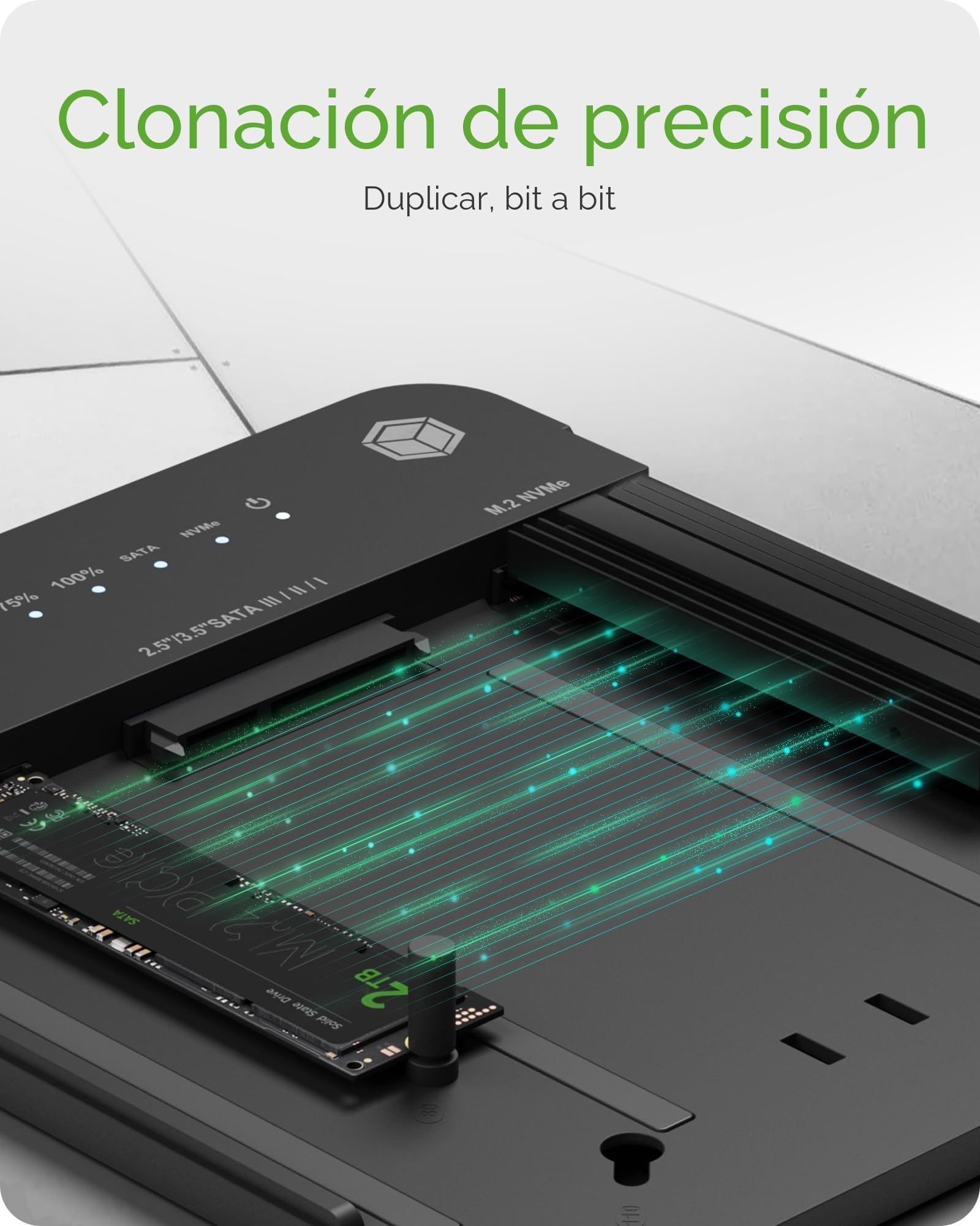 Icy Box HDD/M.2 NVMe SSD Docking Station USB 3.2 Gen 2 (10 Gbps), estación de clonación y Lector de Discos Duros (SATA 2,5/3,5 Pulgadas y M.2 NVMe/SATA SSD), clonación bidireccional, USB-C y USB-A,