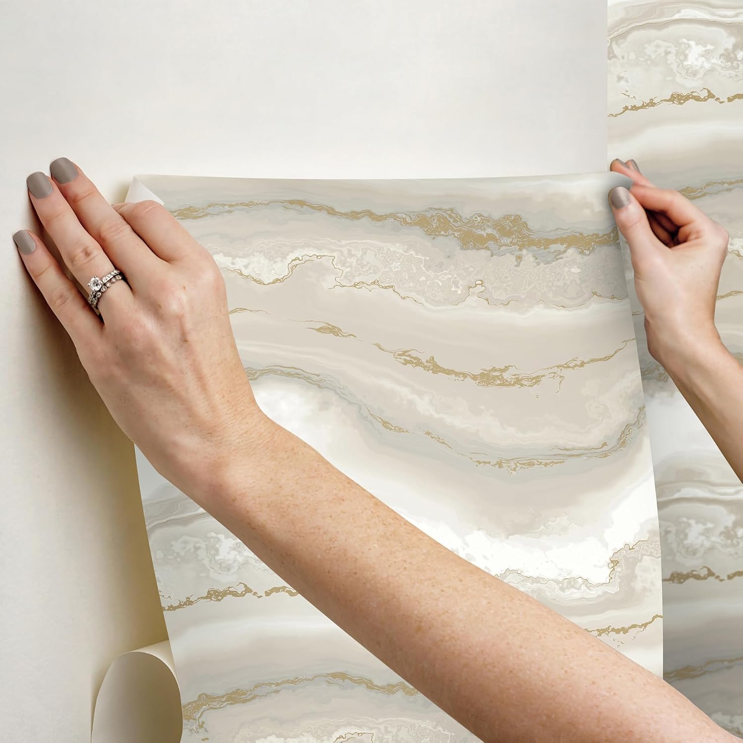 York Wallcoverings Aviva Stanoff Shifting Sands Beige Premium Peel and Stick Wallpaper, PSW1560RL