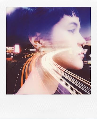 Miniatura 3 de Polaroid Now+ - Cámara instantánea tipo I de 3 generación + paquete de película, cámara negra controlada por aplicación Bluetooth Now+ + 16 fotos a