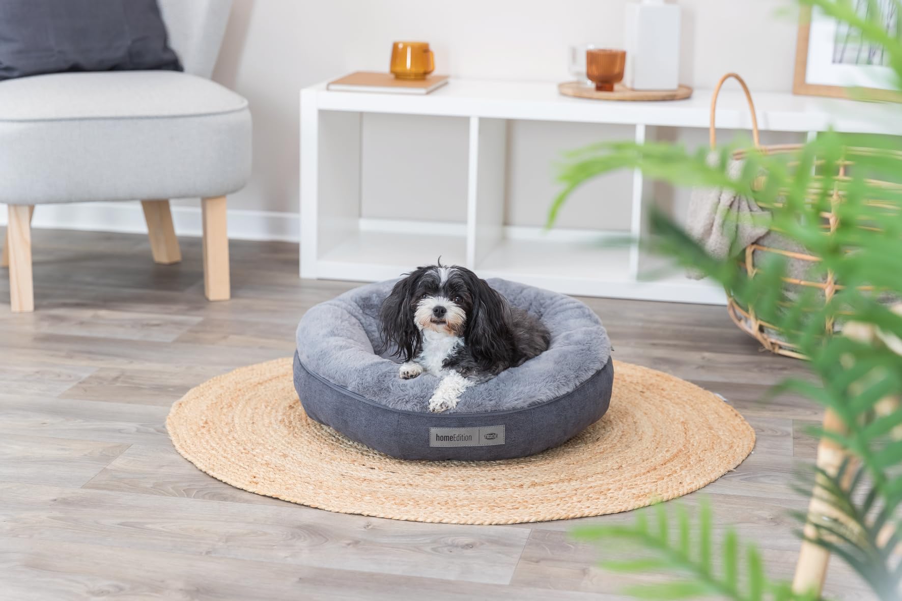 TRIXIE Hundebett Liano ø 70 cm in grau - weiches Hundekissen mit Schaumstoffflocken-Füllung - Hundekorb für mittelgroße Hunde - rutschfest und waschbar - 37977