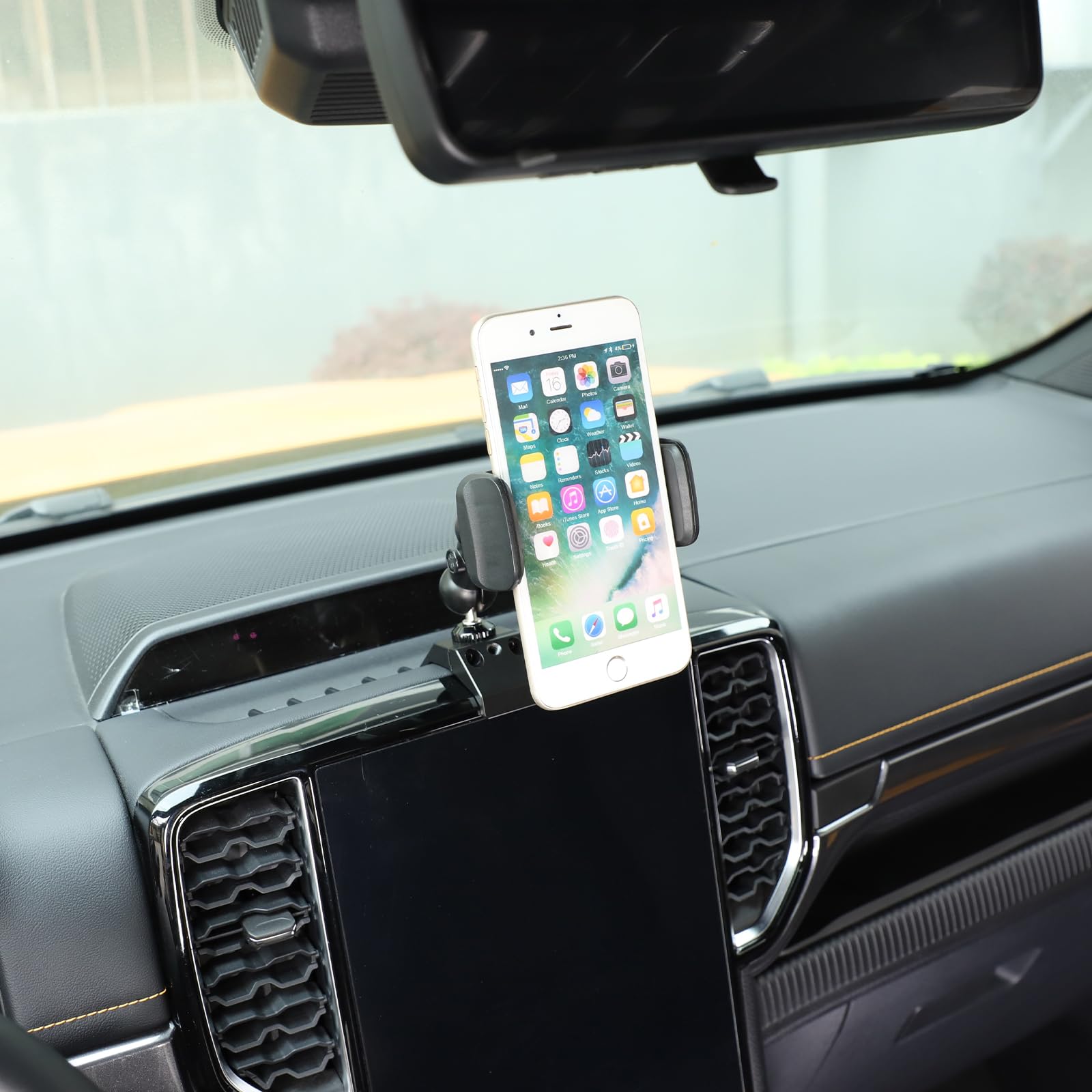 Handyhalterung für Ford Ranger ab 2023, Spezieller Peanut-Socket Clip für Lüftungsdichtung, Navigationsbildschirm Obere Befestigung, 1-Form/B-Design, Magnetisch, Keine Blockierung der Lüftung (A)
