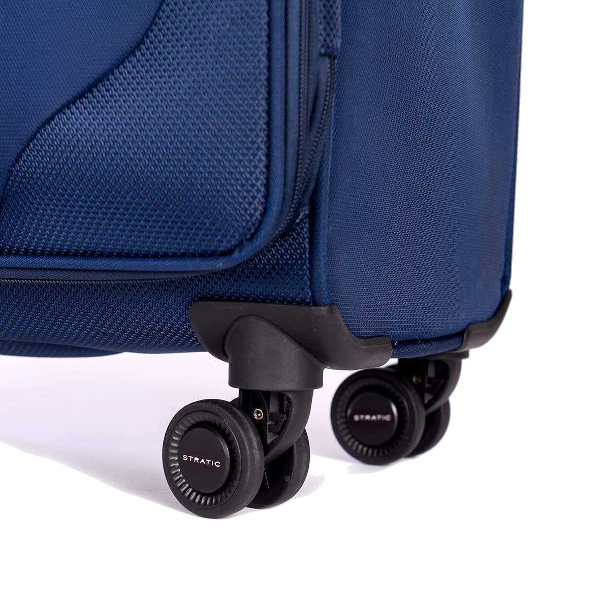 Stratic Mix Koffer Weichschale Reisekoffer Trolley Rollkoffer mittelgroß, TSA Kofferschloss, 4 Rollen, Erweiterbar, Größe M, Blau