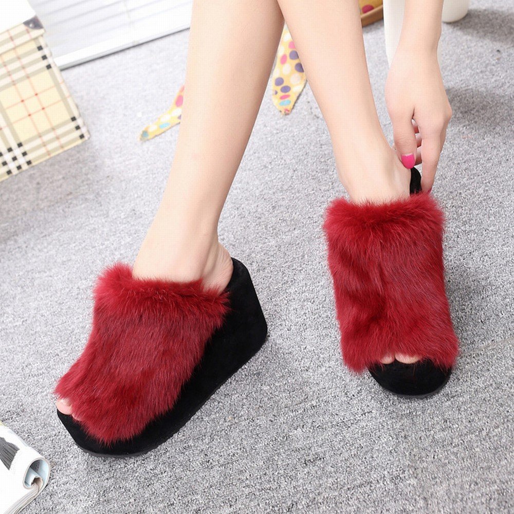 Pantoufles de lapin à talons hauts pour vos moments de détente et soirées cocooning en hiver