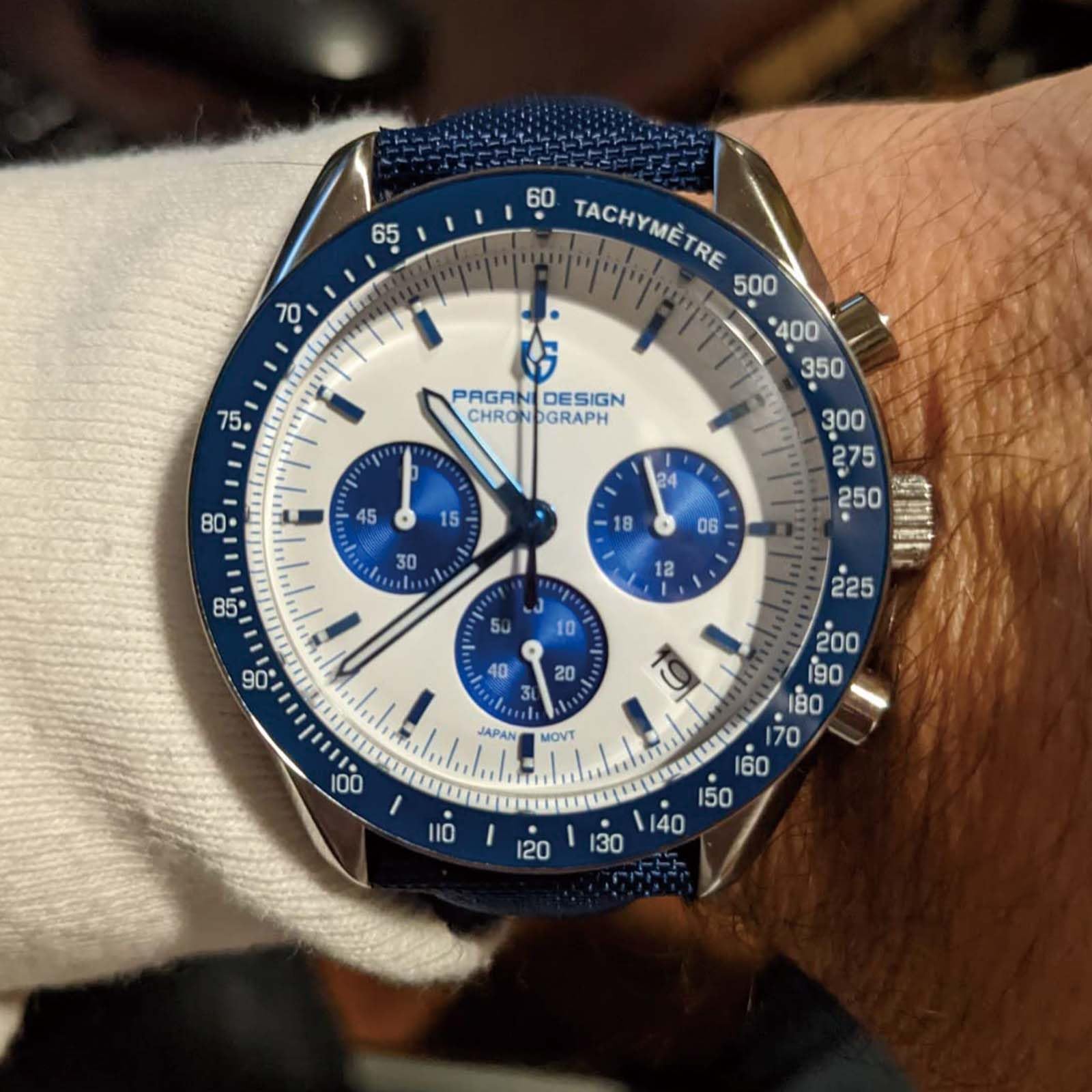 Pagani Design 1701 Orologio Uomo VK63 Orologio al Quarzo Cinturino in Acciaio Inox 100 Metri Resistente all'Acqua Elegante Sport Business Elegante Orologio Regalo da Uomo.