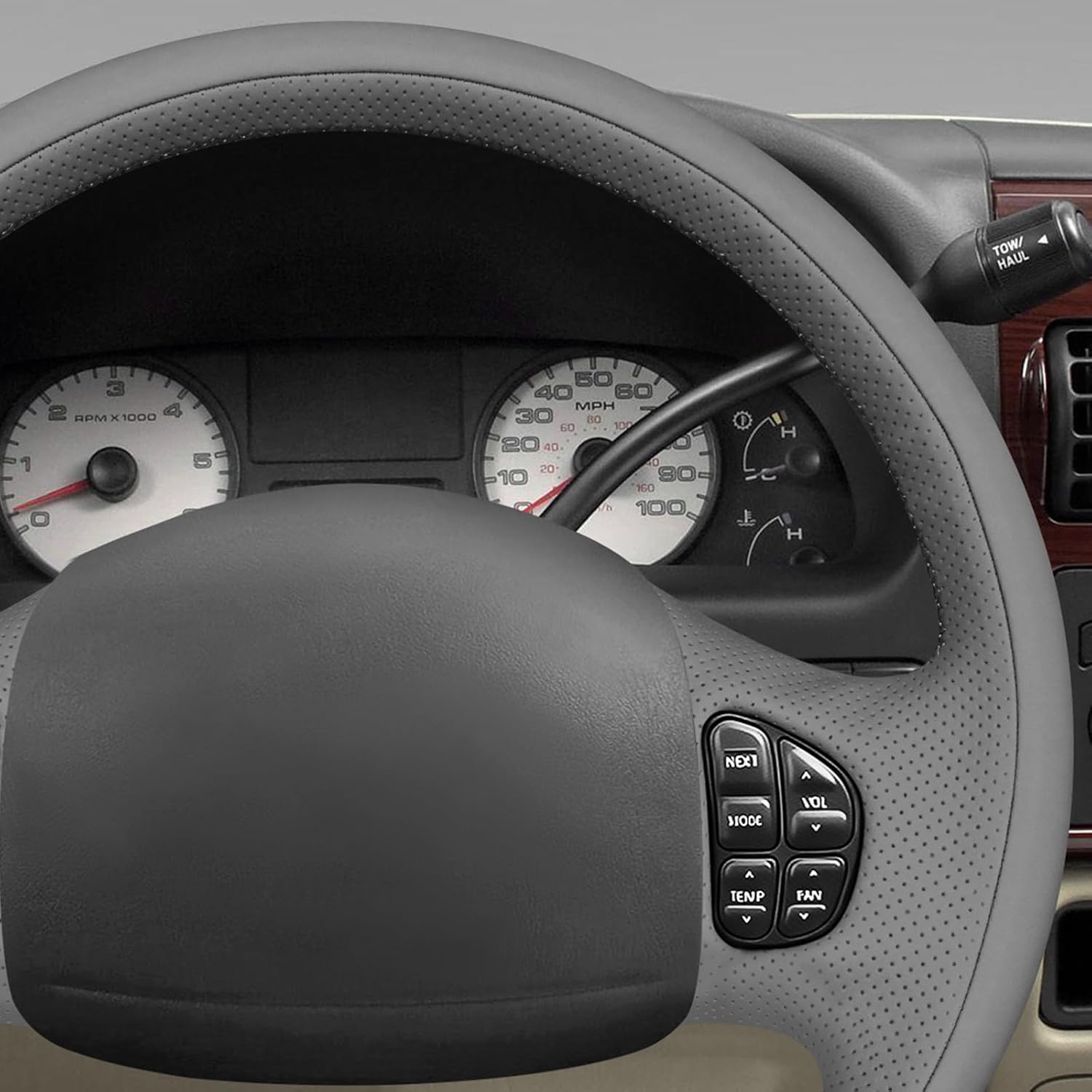 MEWANT DIY Stitching Steering Wheel Cover Wrap for Ford Excursion 2002-2005 F-250 F-350 F-450 F-550 2003-2007 Steering Wheel Accessories for Ford F-250 F-350