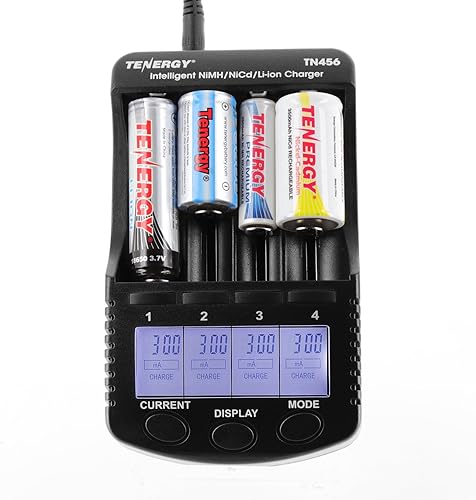 Tenergy TN456 Cargador de batería universal inteligente con 4 ranuras, pantalla LCD, salida USB, adaptador de corriente, cargador de batería