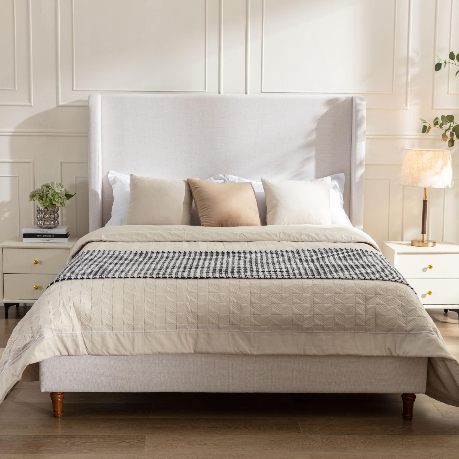 NTYUNRR Ivory Chenille Bed
